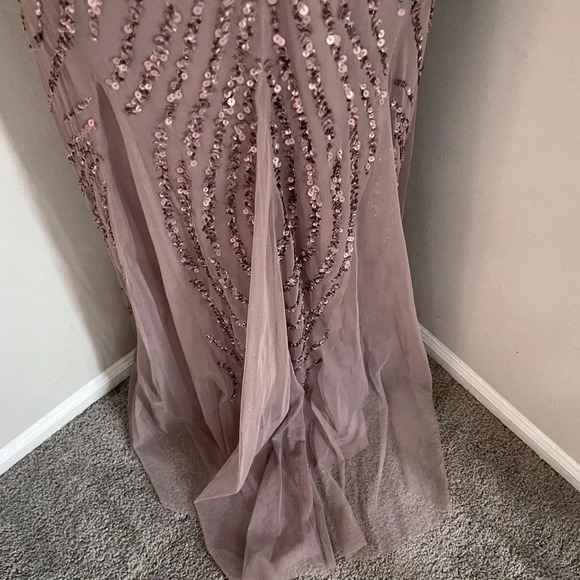 Aidan Mattox sequin gown wedding formal prom homecoming cocktail party girly - Picture 4 of 7